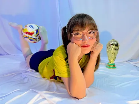 IsabelaPetit — ImLive Photo Set