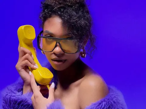 AlishaOnde — ImLive Photo Set
