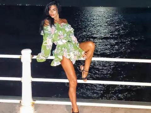 SelennaDream — ImLive Photo Set