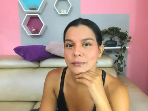 Mia_Bellefort — ImLive Photo Set