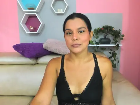 Mia_Bellefort — ImLive Photo Set