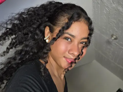 Luciatoloza1 — ImLive Photo Set