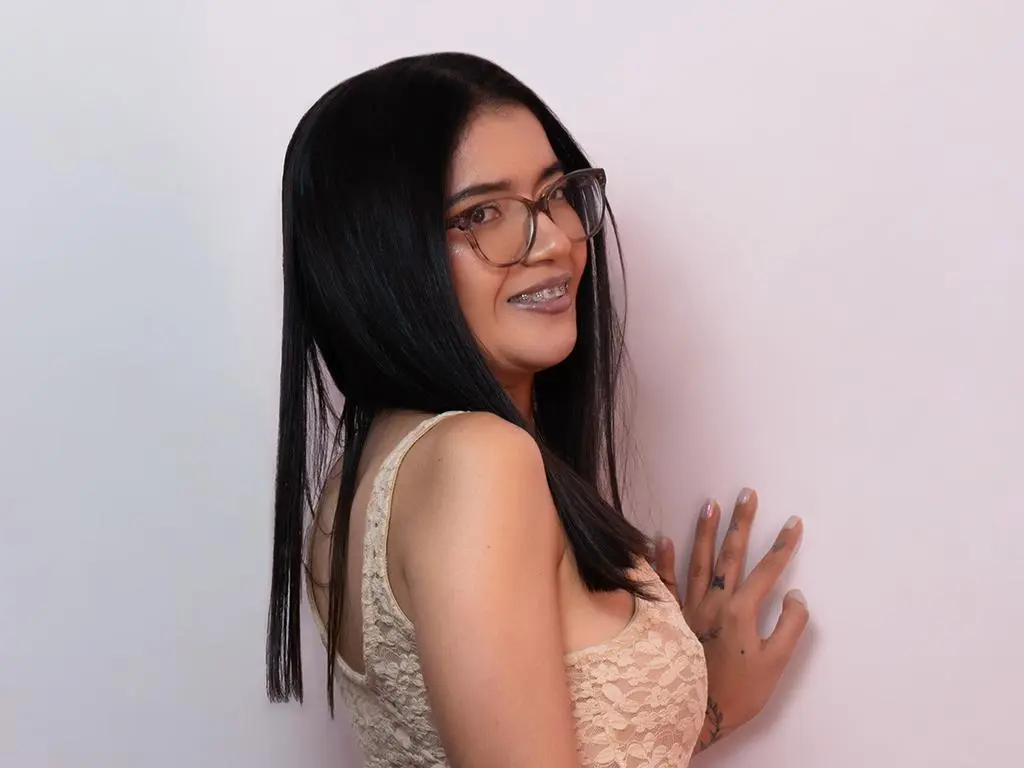 SophieWeber — ImLive Photo Set