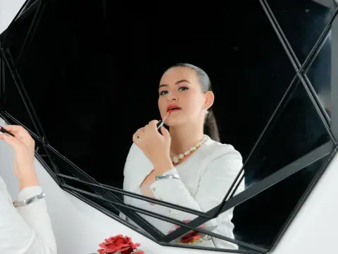 IsabelCarsonn — ImLive Photo Set