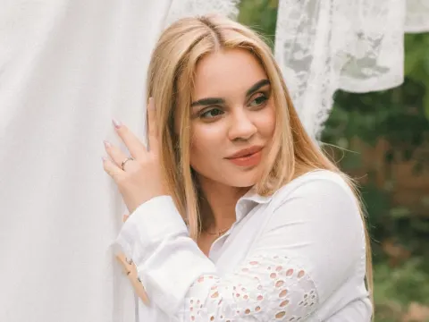 GabriellaBreen — ImLive Photo Set