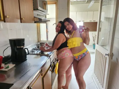 PenelopeAndMarilyn — ImLive Photo Set