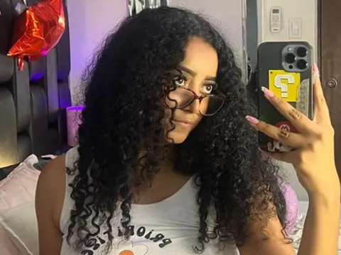LaylaMiller — ImLive Photo Set