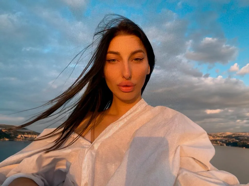 AidaXMoonx