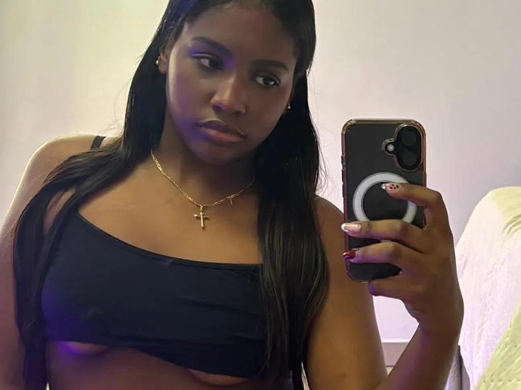 AlexiaWest — ImLive Photo Set