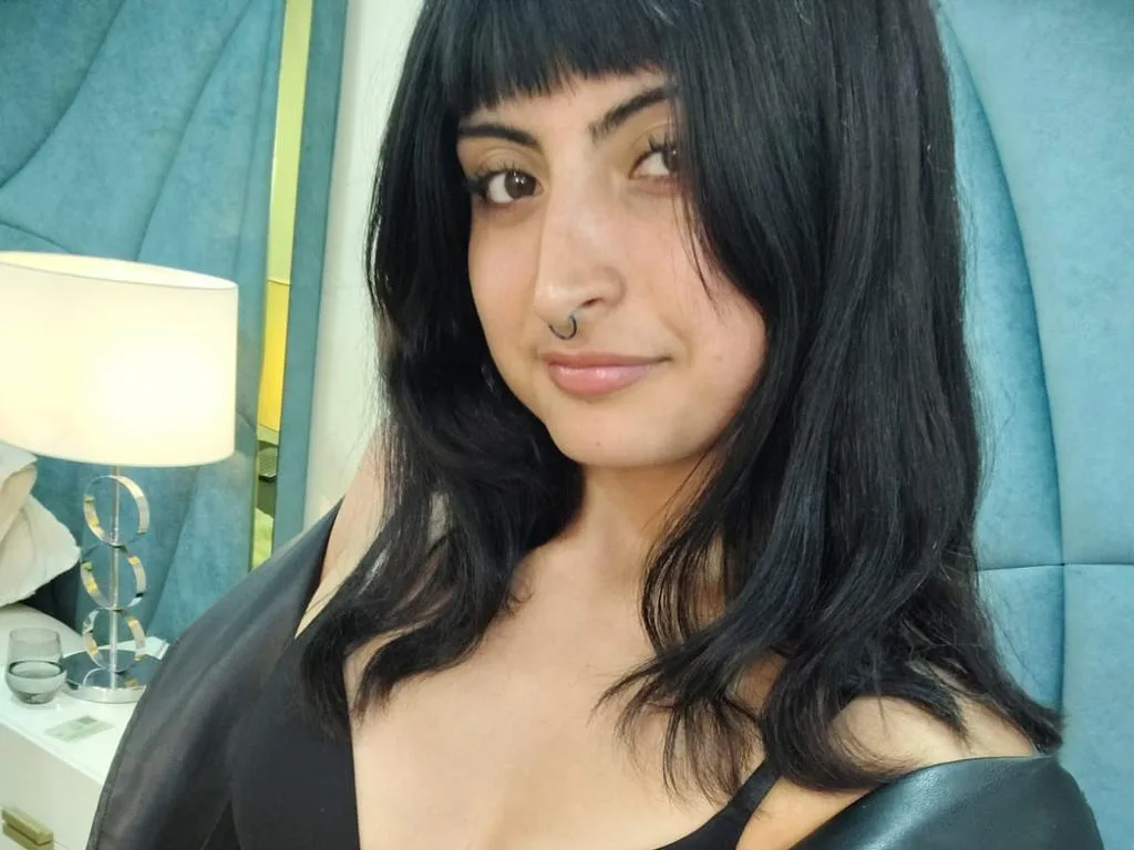 MiaCastilloX