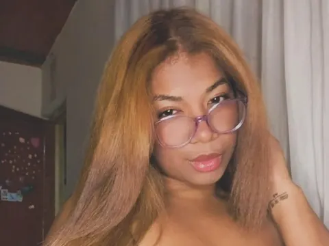 SarahVelvetx — ImLive Photo Set
