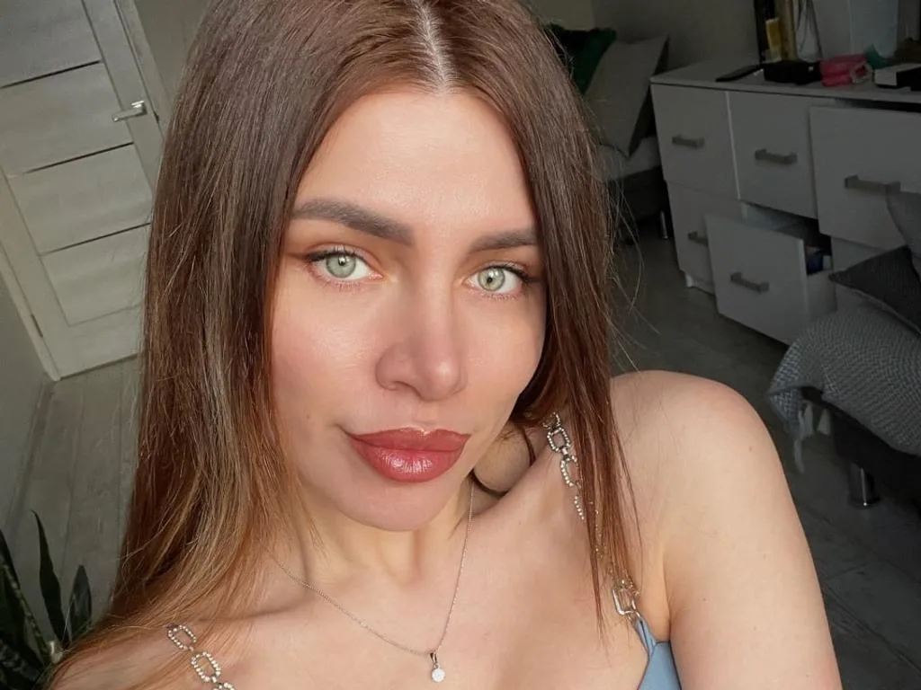 SweetLena — ImLive Photo Set