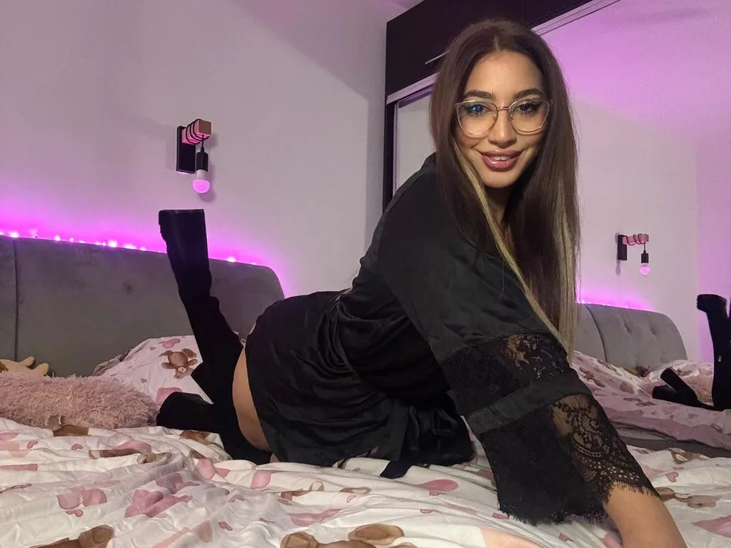 SofiaRodriguez583 — ImLive Photo Set