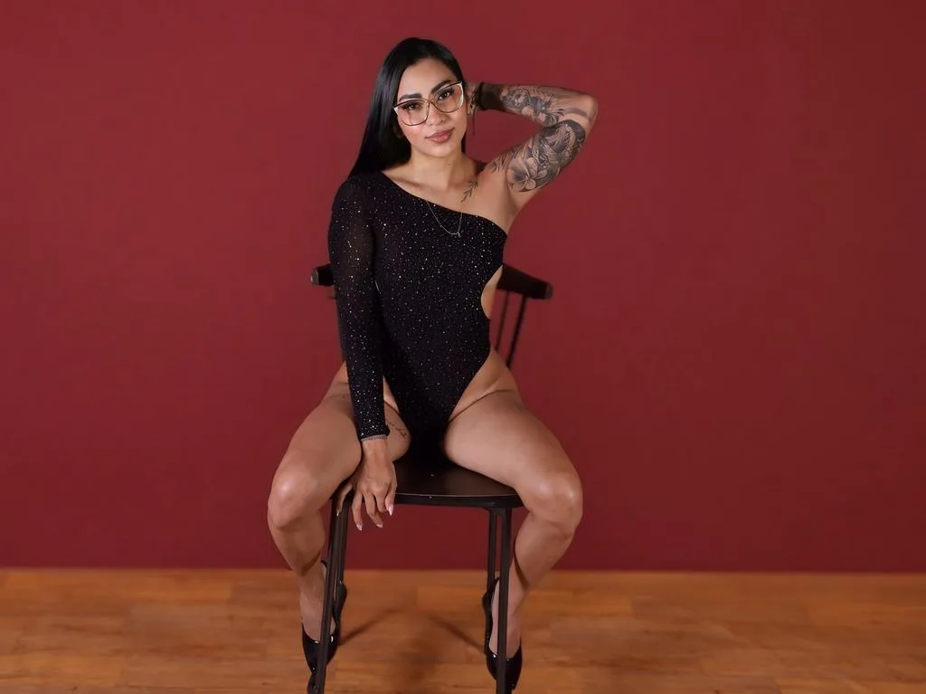NaylaCooper