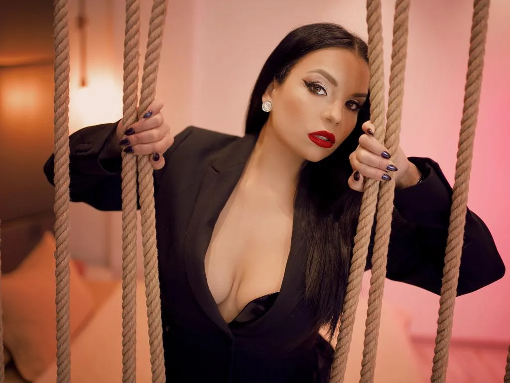 GoddessAliceReign — ImLive Photo Set