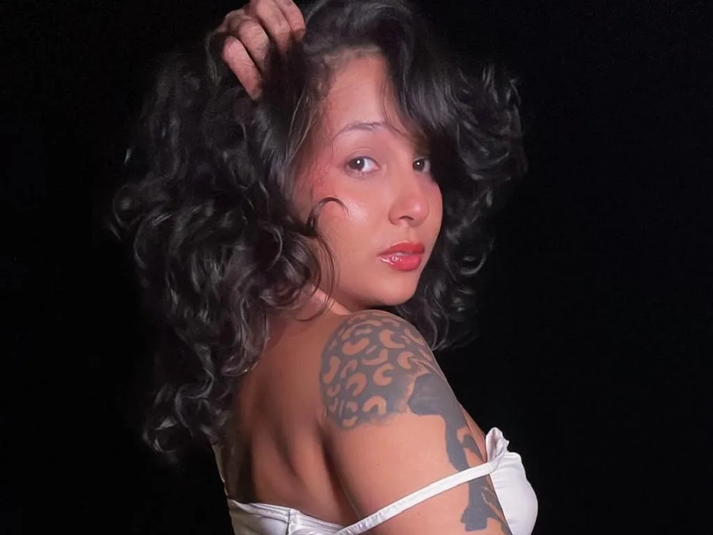 Louise — ImLive Photo Set