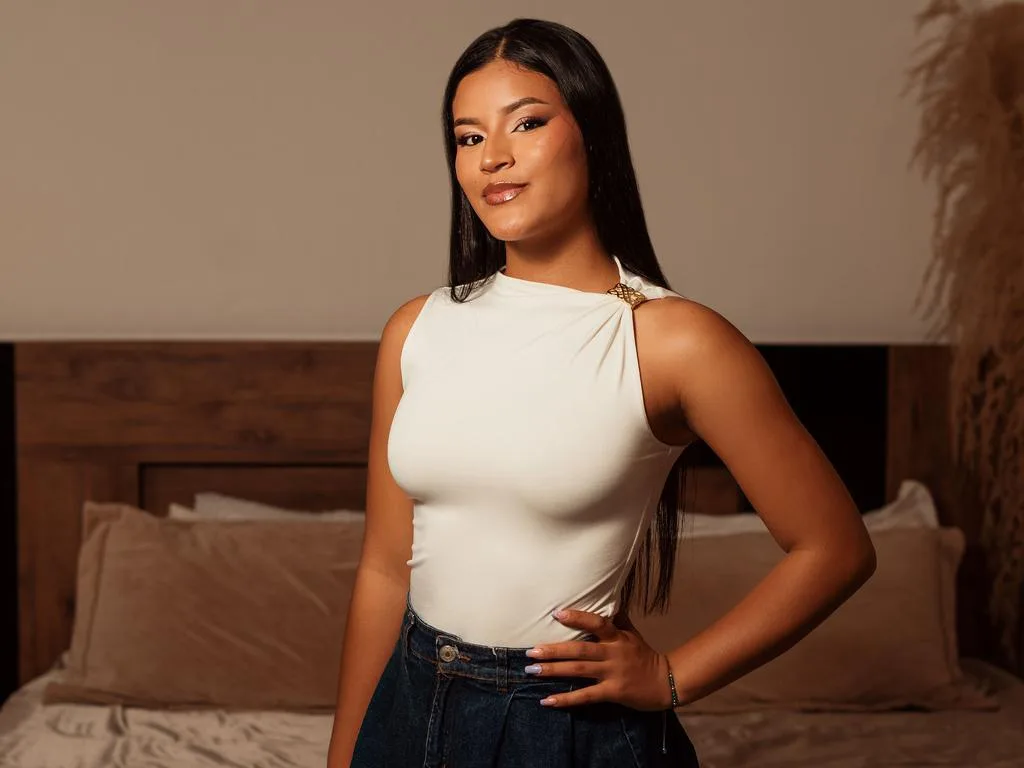 IssaValdez — ImLive Photo Set
