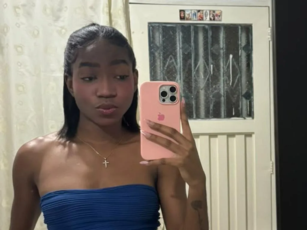 ScarletJackson — ImLive Photo Set