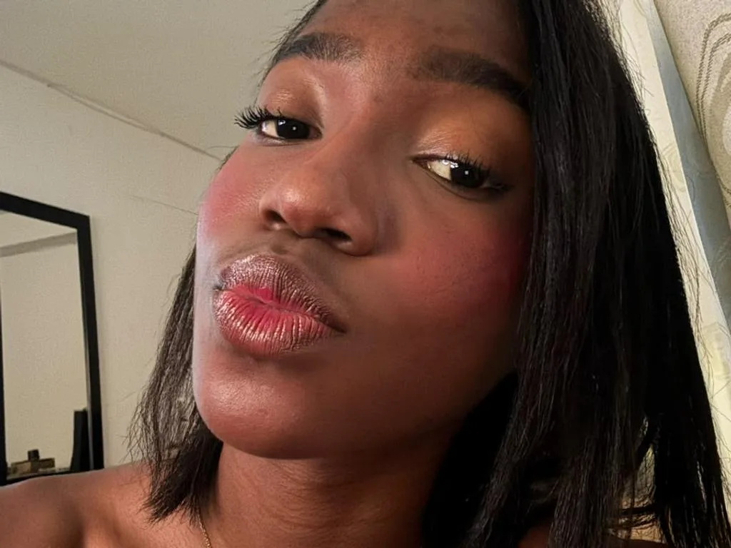 ScarletJackson — ImLive Photo Set