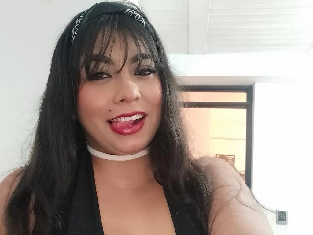 SalomeHowe — ImLive Photo Set