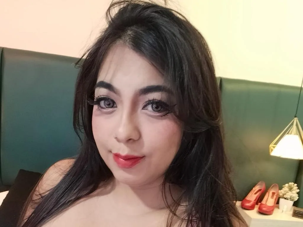 SalomeHowe — ImLive Photo Set