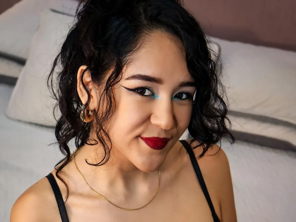 Ella_Blacked — ImLive Photo Set
