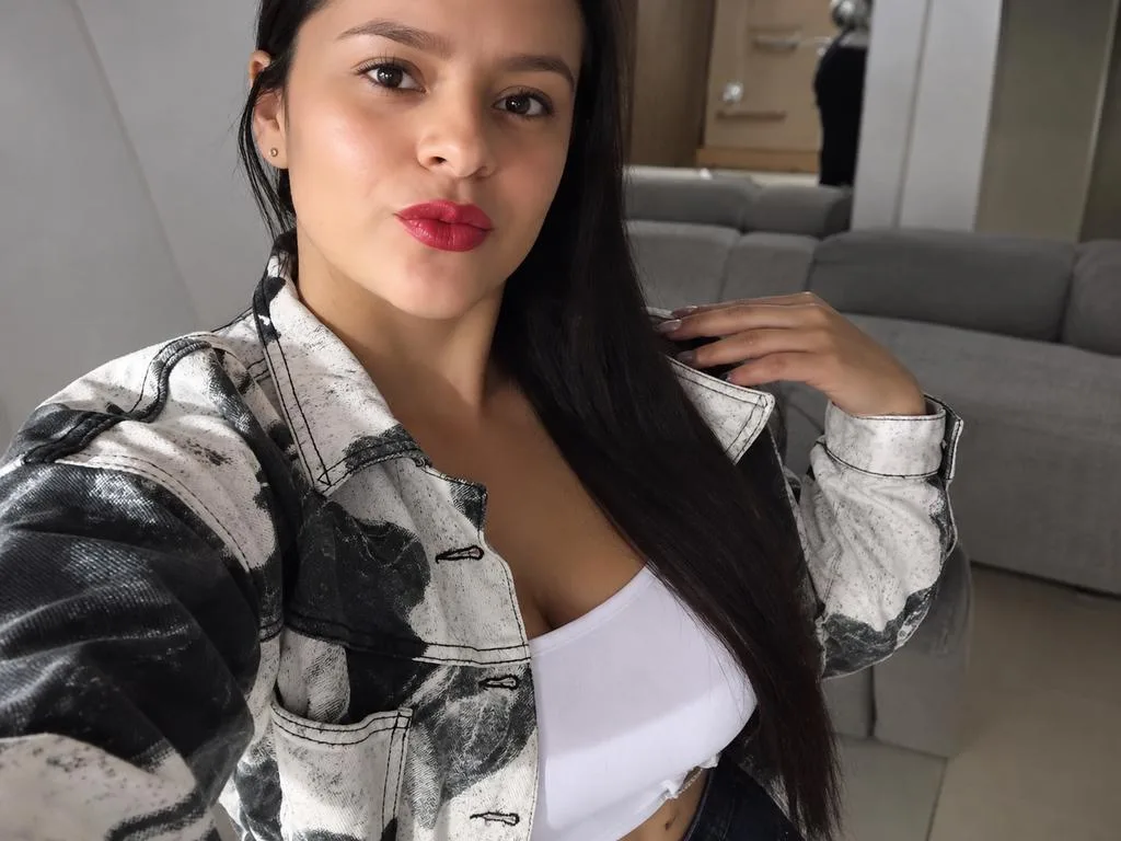 Antonella_Blake — ImLive Photo Set