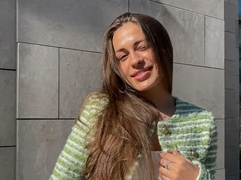 Arigirl — ImLive Photo Set