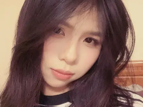 Flora28 — ImLive Photo Set
