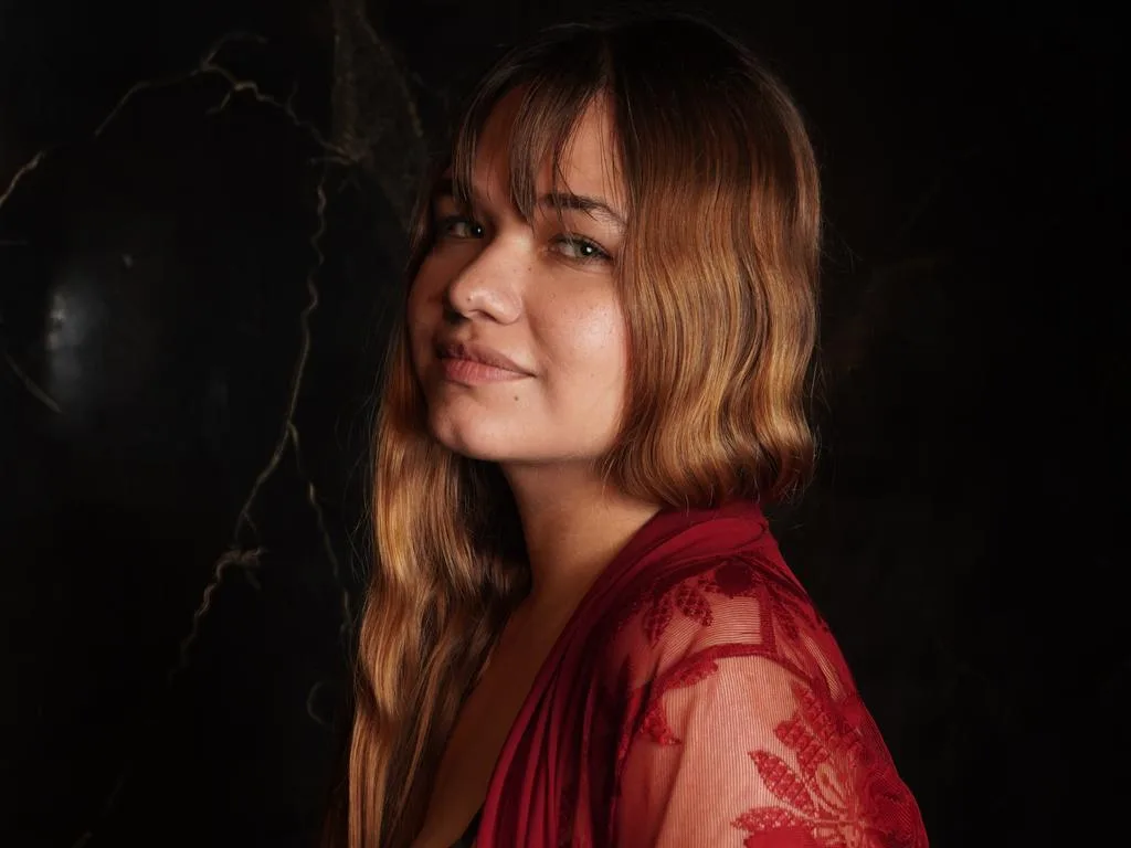 Charlot_Blonde — ImLive Photo Set