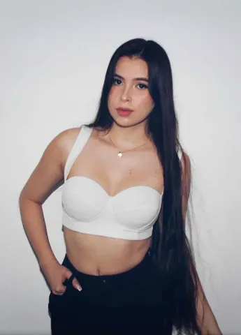 TiffanyWalker267 — ImLive Photo Set