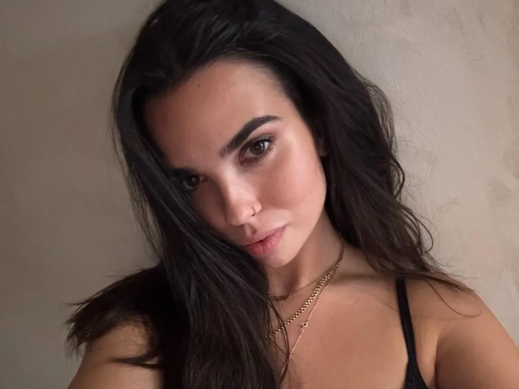 Lunavie — ImLive Photo Set