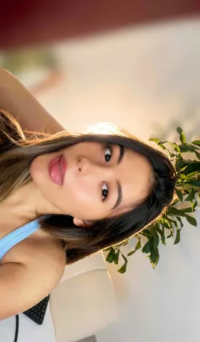 SashaCollins — ImLive Photo Set