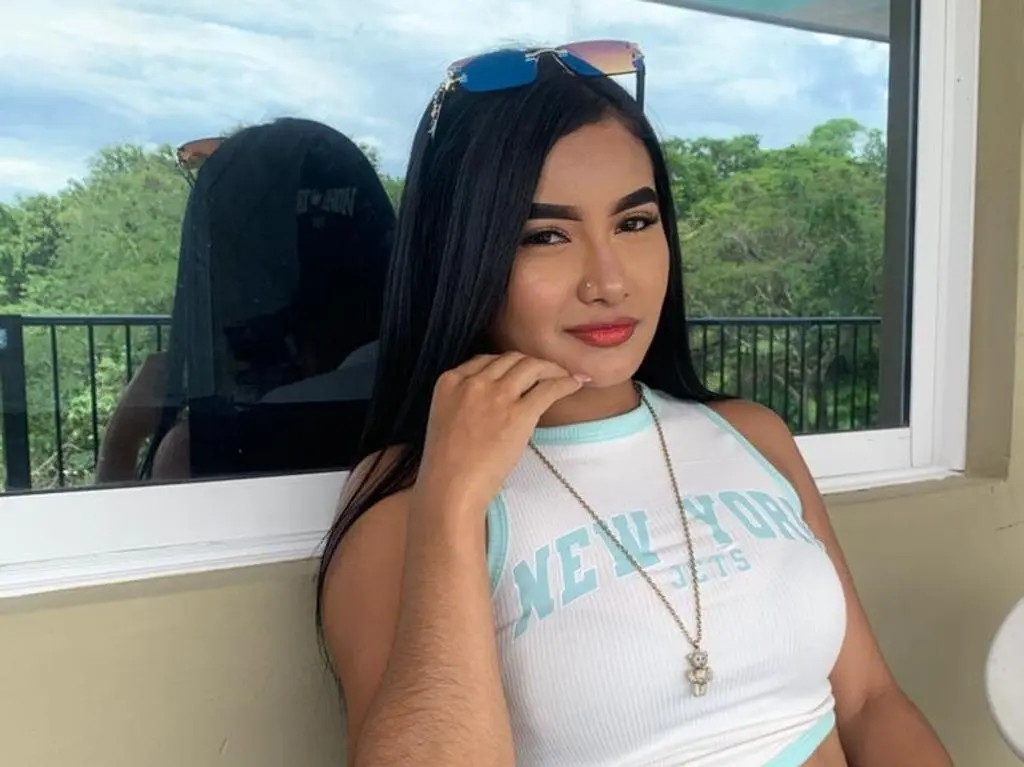 XCloeFoxX