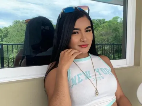 XCloeFoxX — ImLive Photo Set
