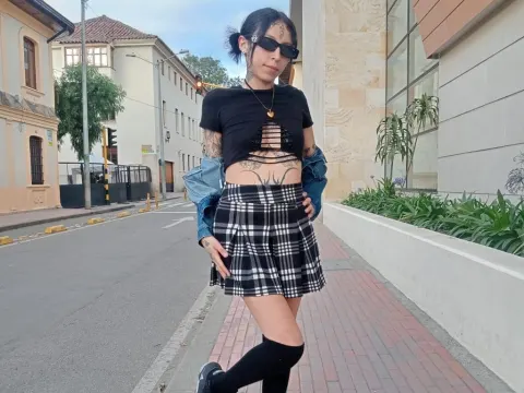 MissLaurie — ImLive Photo Set