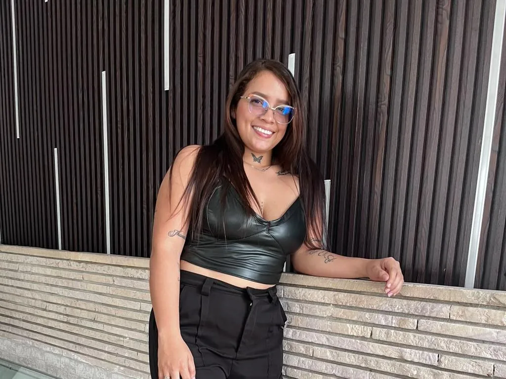 NohemiBlakeX — ImLive Photo Set