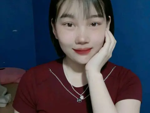 Samyybby — ImLive Photo Set