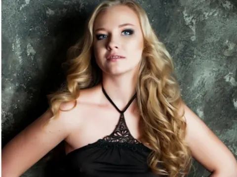 SexyLanaBlonde — ImLive Photo Set