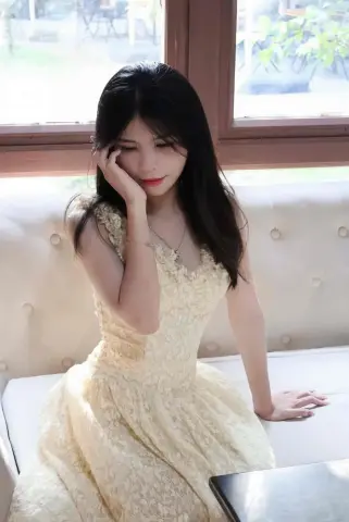 Flora28 — ImLive Photo Set