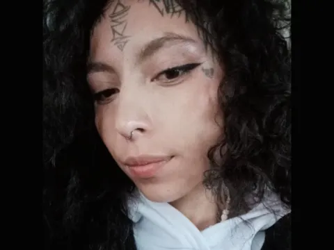 MissLaurie — ImLive Photo Set
