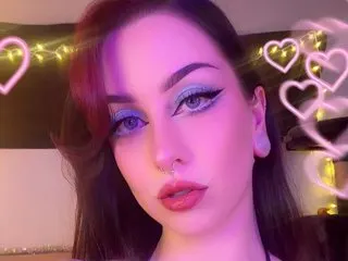 AiviePink cam model