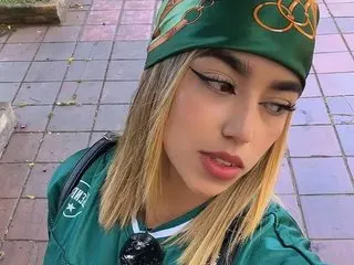 Alana_rode cam model
