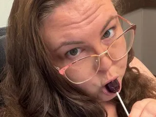 Alanis205 — Streamate cam model