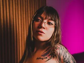 AlessiaCherry — Streamate cam model
