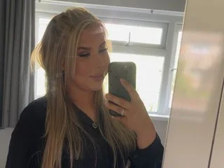 AlexisElle — live cam