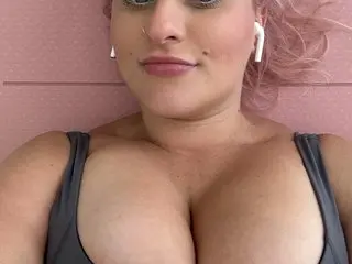 Alexisdownunderx cam model