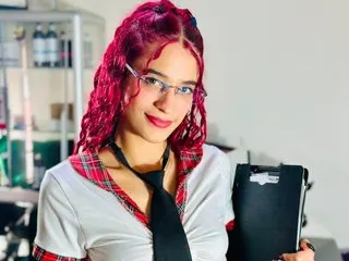 Alisha_Evans_Rs cam model