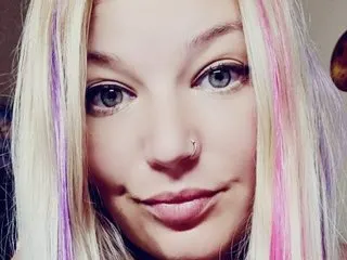 Almadeangel89 cam model