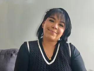 AmelieMarshal cam model